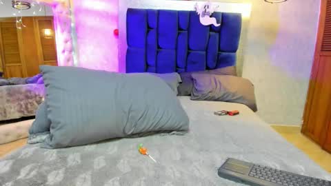 Snapshot of levy_steve chatting on 11.04.25 LevySteven online show from 11.04.25