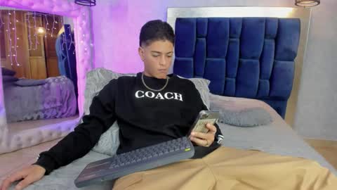 Snapshot of levy_steve chatting on 12.05.25 LevySteven online show from 12.05.25