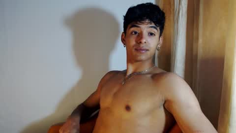 Snapshot of lewis_ly chatting on 12.13.25 i am lewis ly EDUARDO MEMDOZA15 online show from 12.13.25