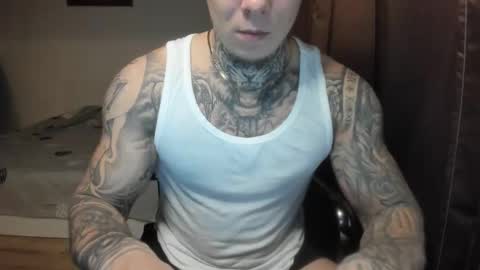 Snapshot of lewis_muscleee chatting on 11.28.25 blablablack online show from 11.28.25