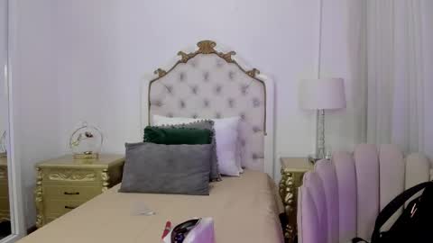    online show from 10.25.25