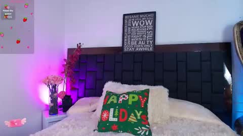 Lexi Howard  online show from 11.27.25