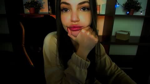 Snapshot of lexi_jos chatting on 03.08.25 Alexia online show from 03.08.25