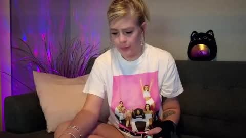 Lexi online show from 09.26.25