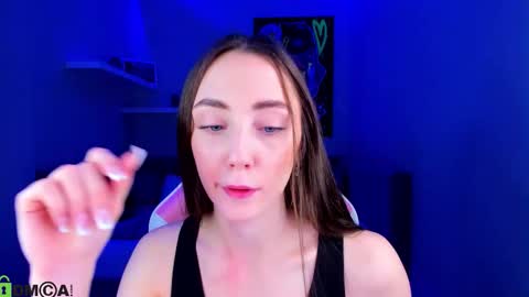 Snapshot of lexi_split chatting on 10.12.25 Lexi GTM2 MonWedThurSatSun 1000am-400pm online show from 10.12.25