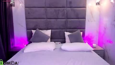 Snapshot of lexi_split chatting on 11.26.25 Lexi GTM2 MonWedThurSatSun 1000am-400pm online show from 11.26.25