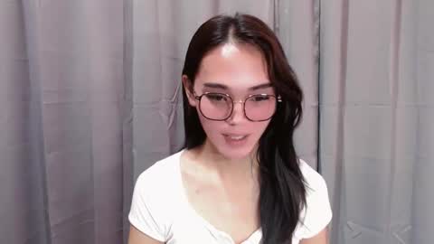 Snapshot of lexibabe_ chatting on 04.15.26 lexibabe_ online show from 04.15.26