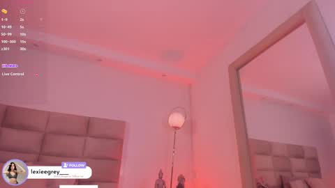 Lexie  online show from 09.23.25