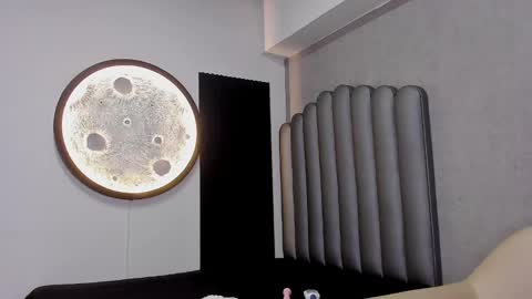 Snapshot of lexiegreys chatting on 09.11.25 lexiegreys online show from 09.11.25