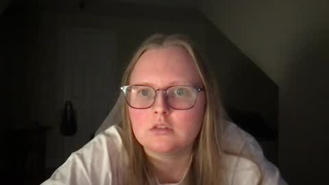 Snapshot of lexielilacs chatting on 02.06.25 lexie online show from 02.06.25