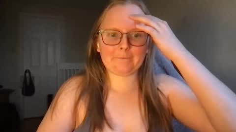 Snapshot of lexielilacs chatting on 02.21.25 lexie online show from 02.21.25