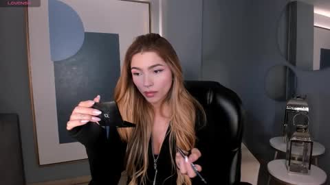 Lexie  online show from 02.24.26