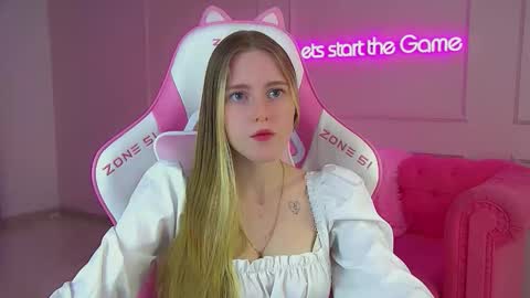 Lexi online show from 11.18.25