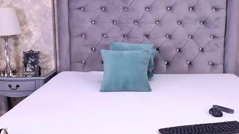 Lexi Riley online show from 02.04.26