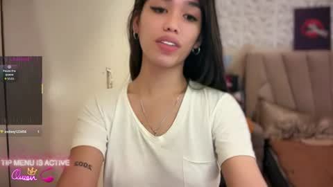 Snapshot of lexisdior chatting on 06.11.26 Naturaly Born Goddess Ms. kendall online show from 06.11.26
