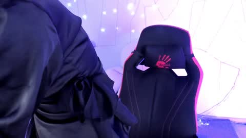 Snapshot of lexiwenford chatting on 12.17.24 Lexi Wenford NO NUDE GODDESS online show from 12.17.24