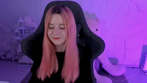 Snapshot of lexiwenford chatting on 01.13.25 Lexi Wenford NO NUDE GODDESS online show from 01.13.25