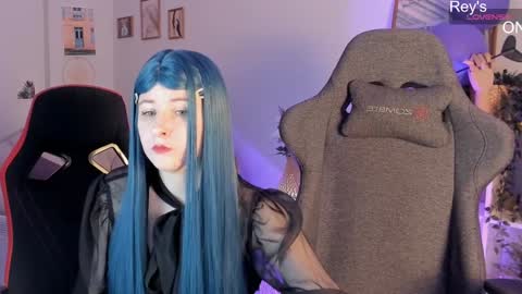 Snapshot of lexiwenford chatting on 01.31.25 Lexi Wenford NO NUDE GODDESS online show from 01.31.25