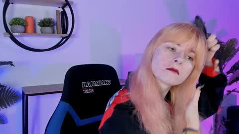 Snapshot of lexiwenford chatting on 03.05.25 Lexi Wenford NO NUDE GODDESS online show from 03.05.25