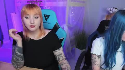 Snapshot of lexiwenford chatting on 09.15.25 Lexi Wenford NO NUDE GODDESS online show from 09.15.25