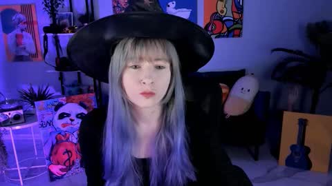 Snapshot of lexiwenford chatting on 10.27.25 Lexi Wenford NO NUDE GODDESS online show from 10.27.25