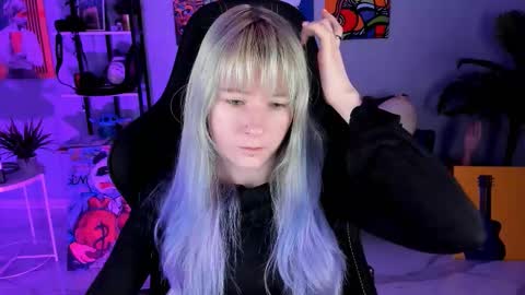 Snapshot of lexiwenford chatting on 11.12.25 Lexi Wenford NO NUDE GODDESS online show from 11.12.25