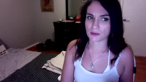 Snapshot of lexwyoex chatting on 09.24.25 lexwyoex online show from 09.24.25