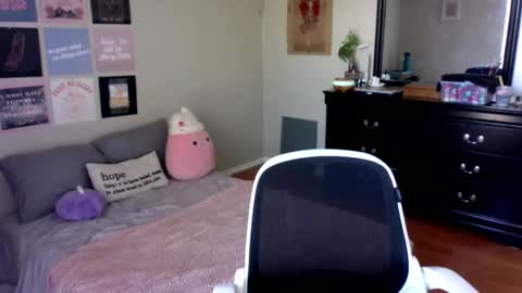 Snapshot of lexwyoex chatting on 09.28.25 lexwyoex online show from 09.28.25