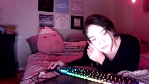 Snapshot of lexwyoex chatting on 09.29.25 lexwyoex online show from 09.29.25