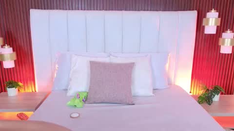 Snapshot of lexxi_gb chatting on 11.05.25 lexxi_gb online show from 11.05.25