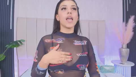 Snapshot of lexxi_gb chatting on 11.12.25 lexxi_gb online show from 11.12.25