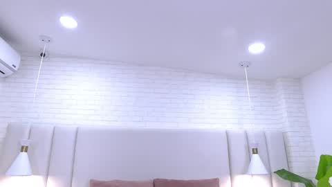 Snapshot of lexxi_gb chatting on 11.20.25 lexxi_gb online show from 11.20.25