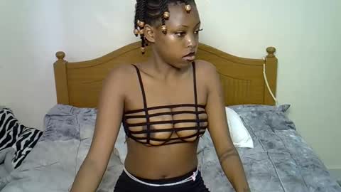 Snapshot of lexy_naughty chatting on 11.29.25 lexy online show from 11.29.25