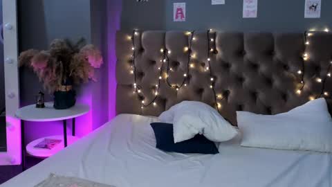 Lexy online show from 02.21.25