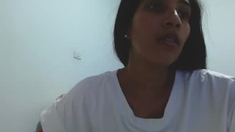 Snapshot of lexyquinn_ chatting on 06.30.26 L I A online show from 06.30.26