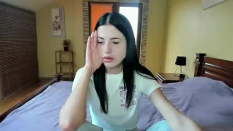 lexyswett online show from 09.19.25