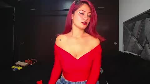 Snapshot of leydysexlover chatting on 09.18.25 Leydy online show from 09.18.25