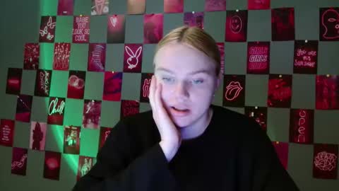 Leyla online show from 10.01.25