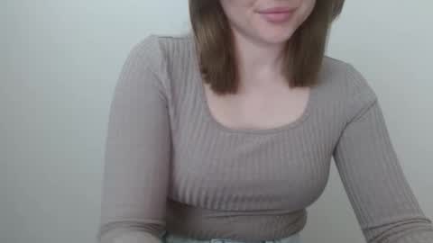 Leyla online show from 04.20.26