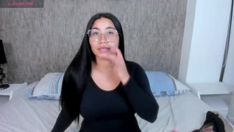 Snapshot of leylacliinton chatting on 06.17.26 Leyla online show from 06.17.26
