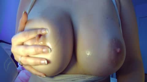 Snapshot of leysun7777 chatting on 02.17.25 Leysun7 online show from 02.17.25