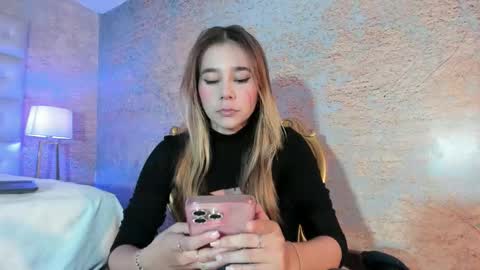 LEZY online show from 11.27.25