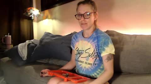 Hornystonerchick online show from 12.05.24