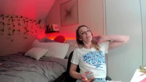 Hornystonerchick online show from 02.25.25