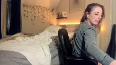 Hornystonerchick online show from 03.03.25