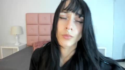 Snapshot of lhiamfitt chatting on 02.07.25 lhiamfitt online show from 02.07.25
