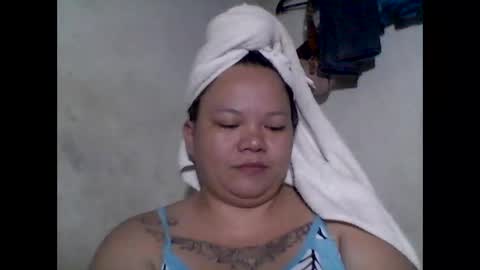 Snapshot of lhiannash33 chatting on 09.18.25 lhiannash33 online show from 09.18.25