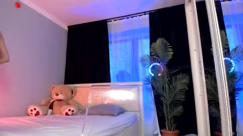 Shaya MILKY BOOBS  online show from 02.28.25