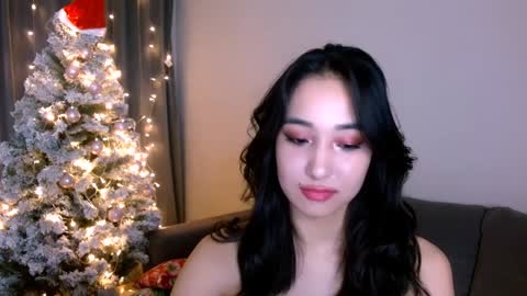 Snapshot of li_noen chatting on 12.31.24 Li online show from 12.31.24