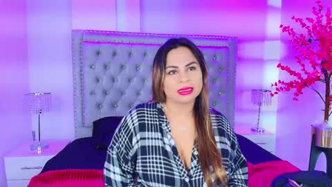 Lia  online show from 10.11.25